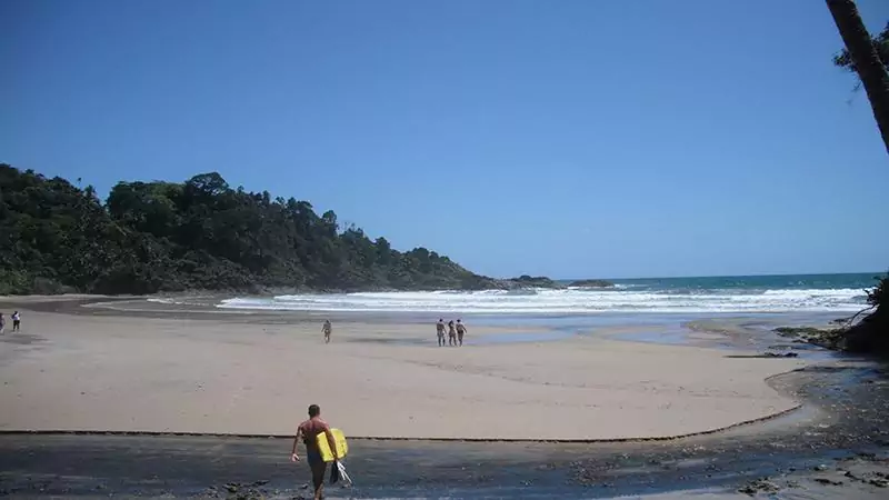 Aproveite a Praia da Engenhoca em Itacaré